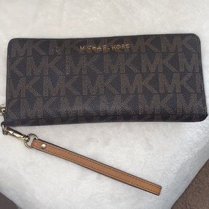 MK wallet
